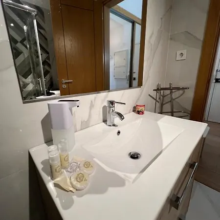 Apartment Vip Vasco Da Gama -ap Completo Com Terraco 60m2 Lisbon